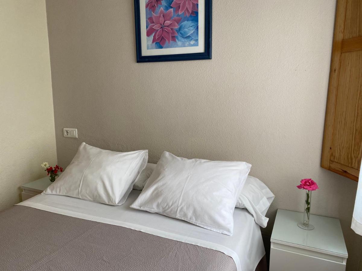 Hostal Moscatel Málaga Buitenkant foto