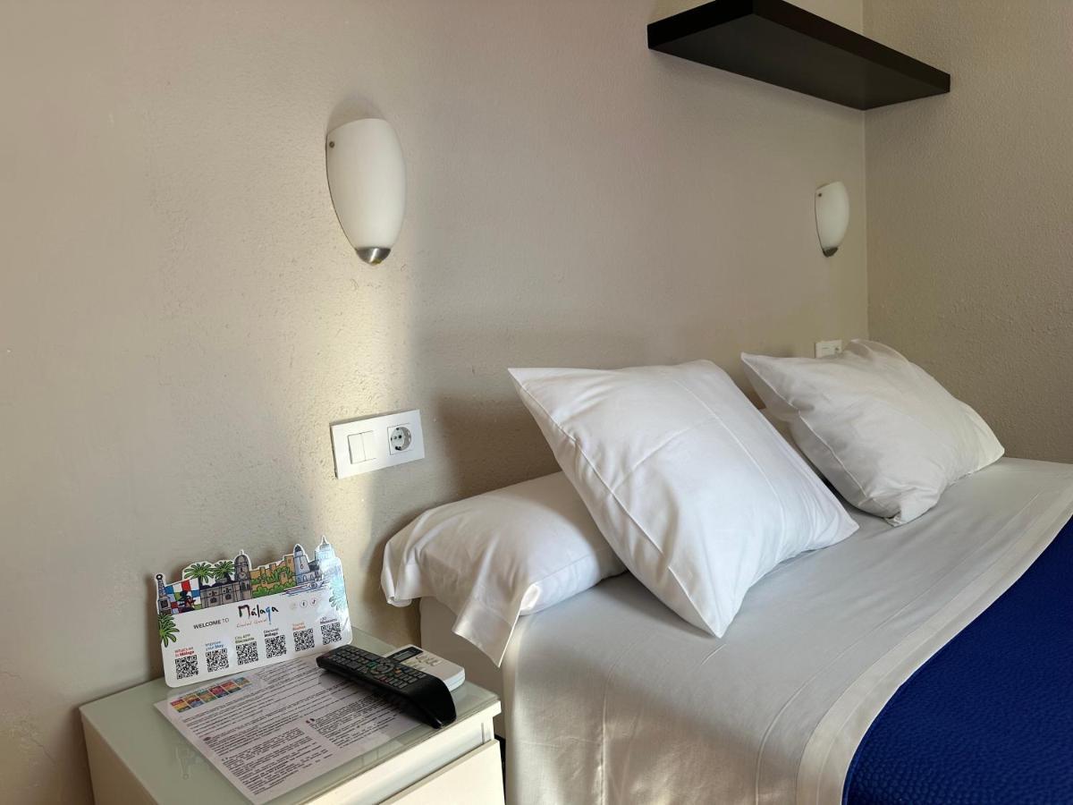Hostal Moscatel Málaga Buitenkant foto